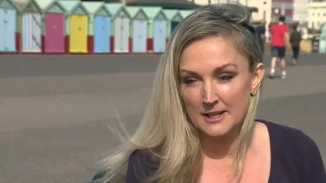 'በኤለን መስክ ቢትኮይ' ስም 9ሺህ ፓዎንድ የተጭበረበረች ጁሊ