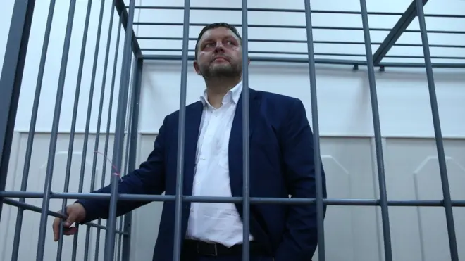 Никите Белых не разрешают жениться в СИЗО, объясняя отказ тем, что его невеста проходит по делу как свидетель