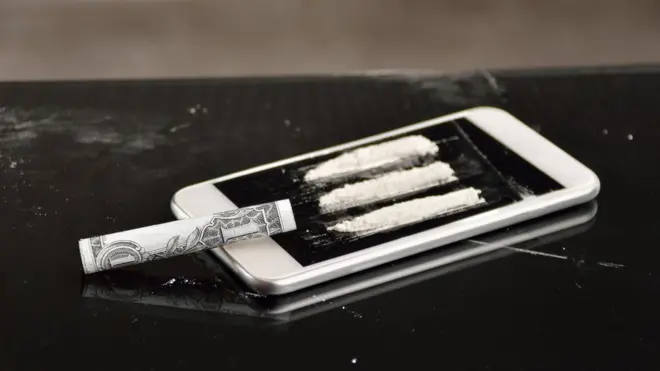 Los teléfonos inteligentes tienen una relación directa con el tráfico de la cocaína, según las autoridades británicas.