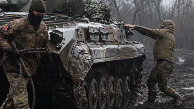 Що показує історія: Чим закінчиться війна в Україні? - BBC News Україна