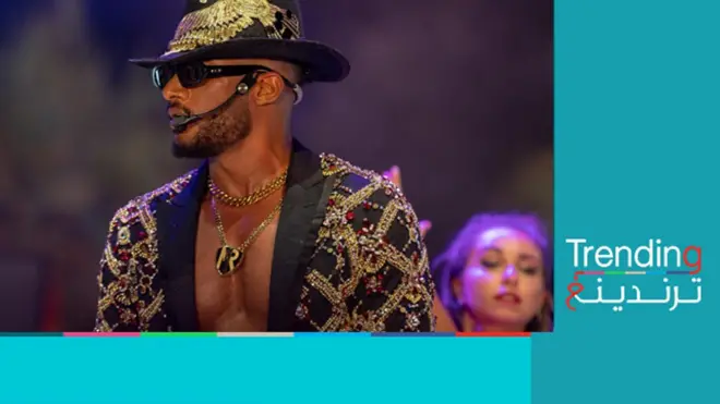 محمد رمضان يتحدى حملة مناهضة له في الإسكندرية ويزور المدينة