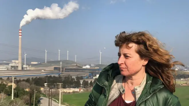 Temiz Hava Hakkı Platformu'ndan İnci Köseoğlu'na göre, Aliağa artık bir çivi bile çakılmasını kaldıramayacak durumda