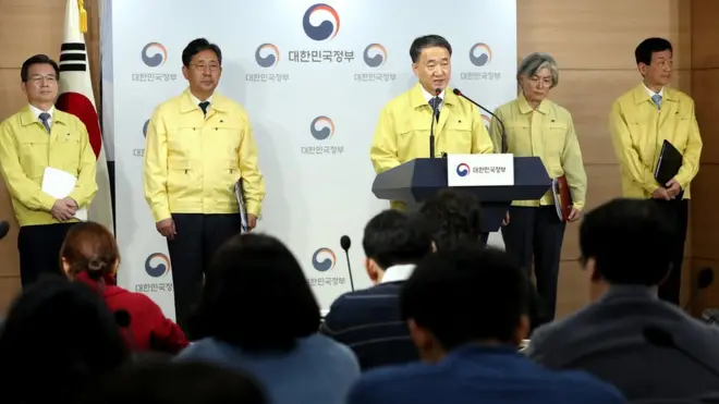 이날 합동브리핑에는 보건복지부, 외교부, 행정안전부, 문화체육관광부, 기획재정부 장차관이 참석했다