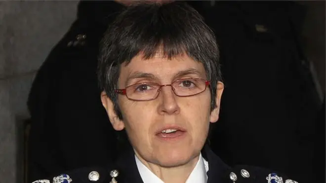 قالت ديك، التي كانت سابقا قائد الشرطة الوطنية لمكافحة الإرهاب، إنها "تشعر بسعادة غامرة