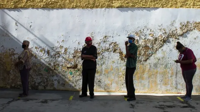 Can you still pass on covid after immunisation?