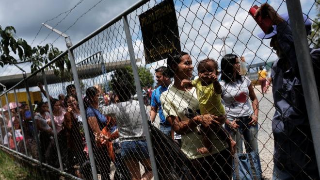 Pessoas formam fila atrásaplicativo da caixa para jogar na loteriagradeaplicativo da caixa para jogar na loteriaParacaraima, na fronteira entre Brasil e Venezuela