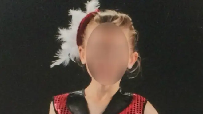 Lily es "muy feliz", cuenta su madre.