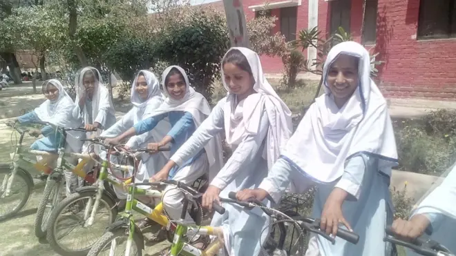 پاکستان، پنجاب، سکول، خواتین