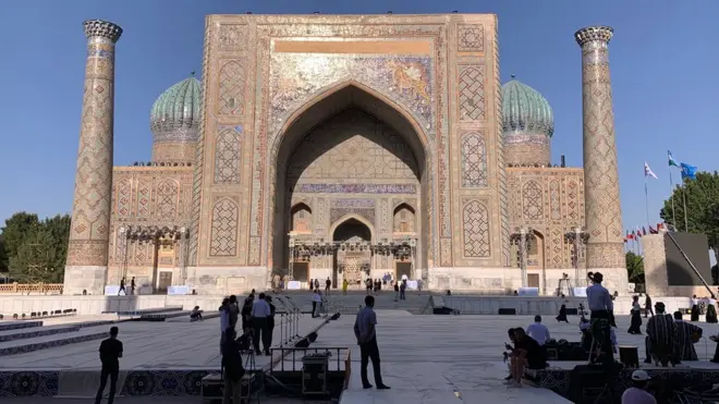 Самарқанд катта тадбирлар ўтадиган шаҳарга айланмоқда