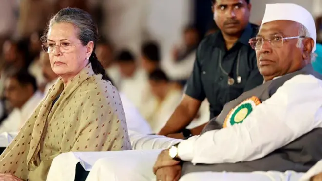 खड़गे, सोनिया