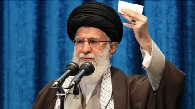 ईरान के सर्वोच्च धार्मिक नेता आयतुल्लाह ख़ामेनेई