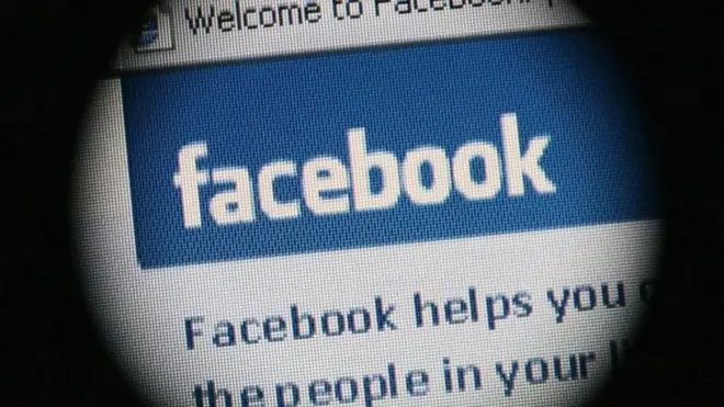 فيسبوك