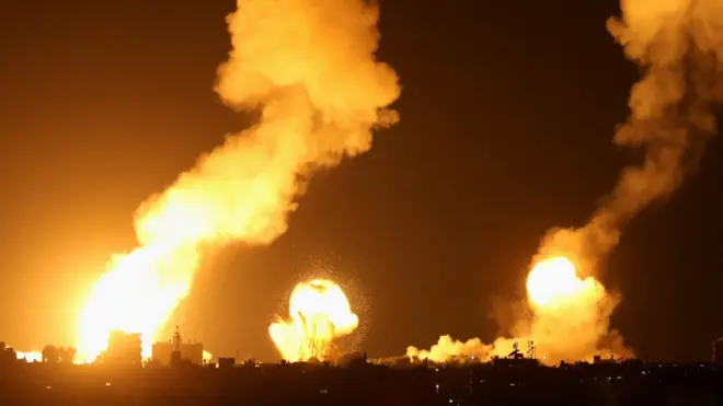 قصف عنيف شهده قطاع غزة خلال الليلة الماضية