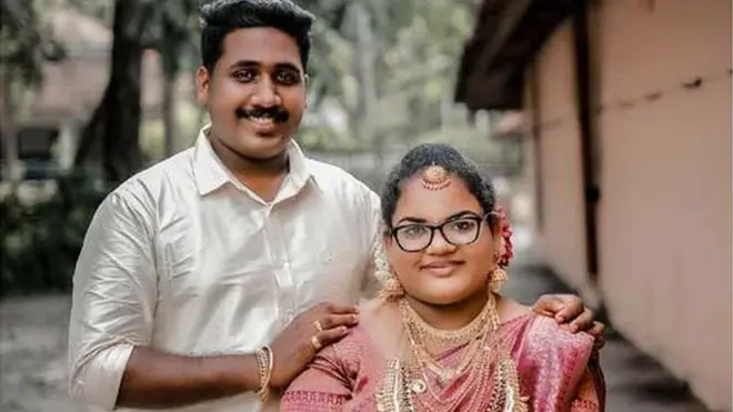 అఖిల్ రఘు, జితిన జయకుమార్‌లకు గత ఆగస్టులో వివాహం జరిగింది