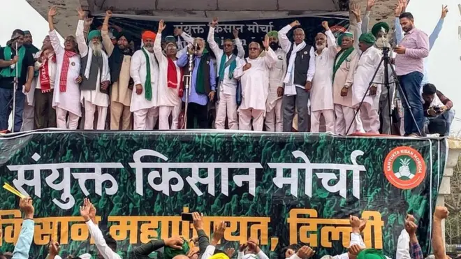 रामलीला मैदान में किसान