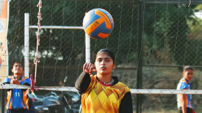 મહિલા વૉલી બૉલ ખેલાડી