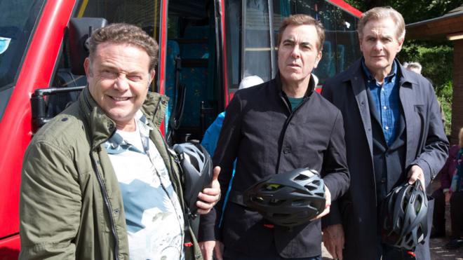 Cold Feet: Learning from 'mistakes' of last series - BBC News