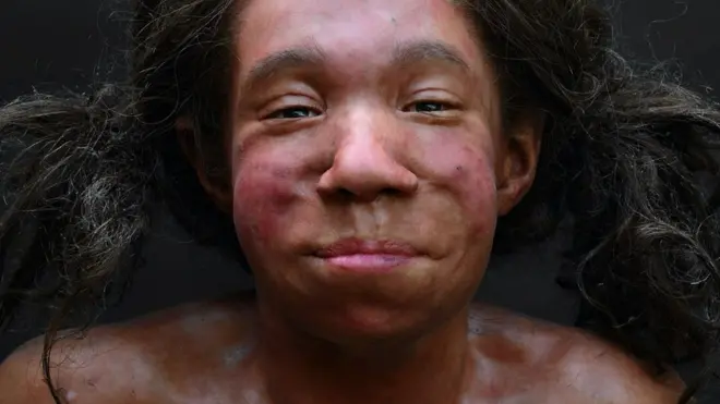 неандерталець