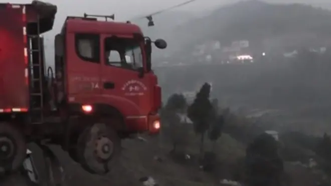 вантажівка