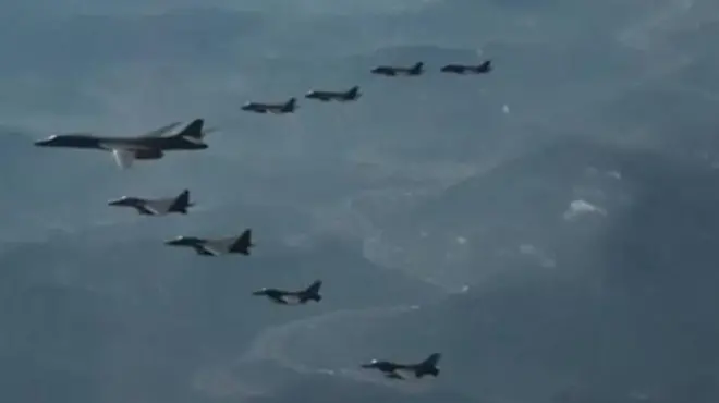 เครื่องบินรบ