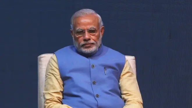 سنیچر یعنی 31 دسمبر سنہ 2016 کی شب انڈیا کے وزیر اعظم قوم سے خطاب کر رہے ہیں