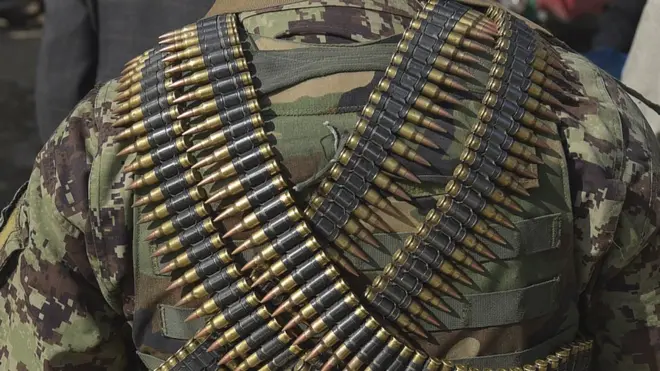 پر تورن جنرال محمد معين فقير د سرتېرو د خوراک توکو لپاره په ځانگړو شويو پيسو کې د غبن تور هم پورې شوى.