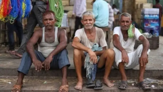 प्रवासी मजदूर