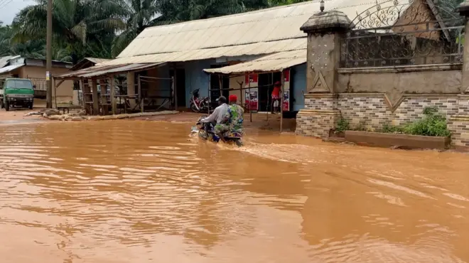 Ọnọdụ ụzọ ndị obodo Egbuoma na-enyezị ndị obodo ahụ nchekasị