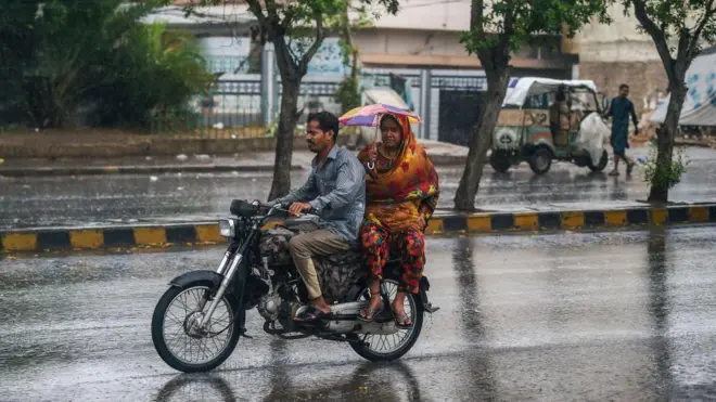 کراچی، بارش