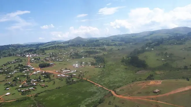 Ifoto yo mu myaka myinshi ishize yerekana agace kamwe ka Minembwe