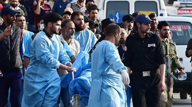 జమ్ముకశ్మీర్, పహల్గాం, టూరిస్టులు