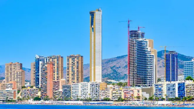 Vista de rascacielos en Benidorm.