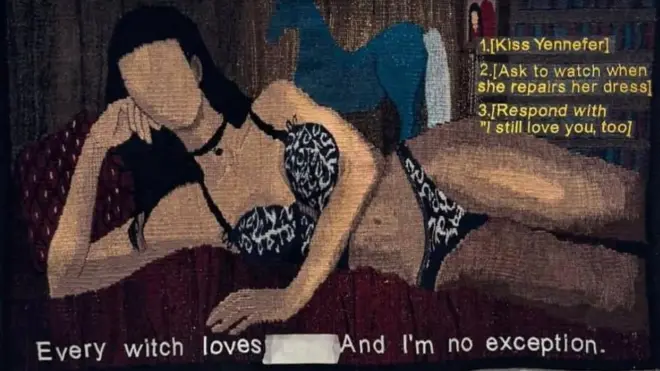 Bir sərgidə rəssam Kristina Paşkova-nın əsərlərindən birində "seks" sözünün üstünə boya ustalarının istifadə etdiyi yapışqan lent yapışdırılmışdı.