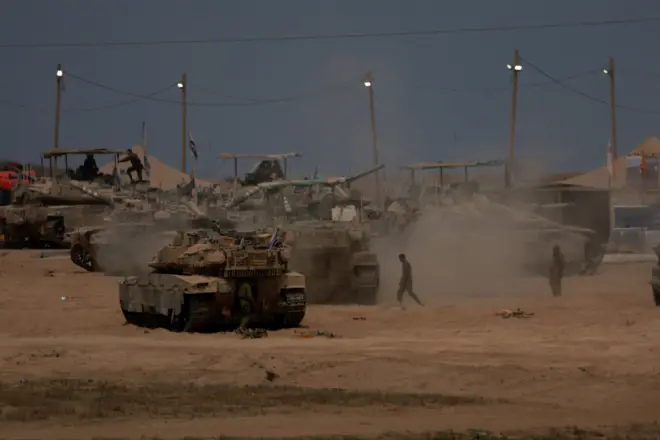 دبابات الجيش الإسرائيلي