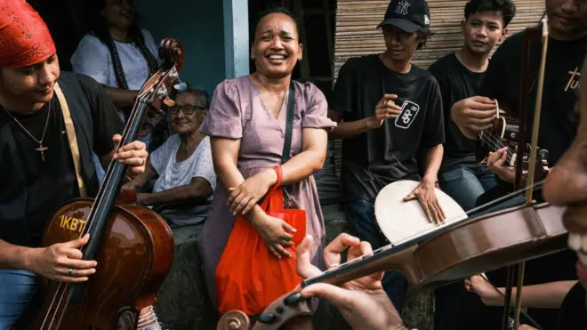 Kampung Tugu, Krontjong Toego, Rabo-rabo