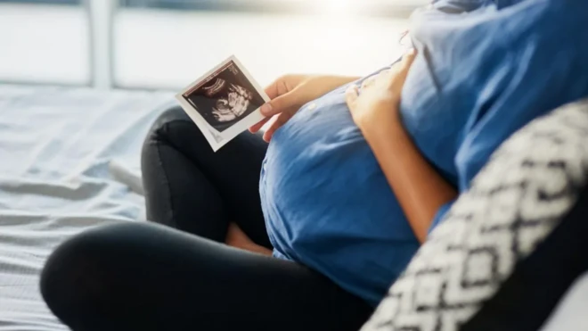 Woman wey carry belle