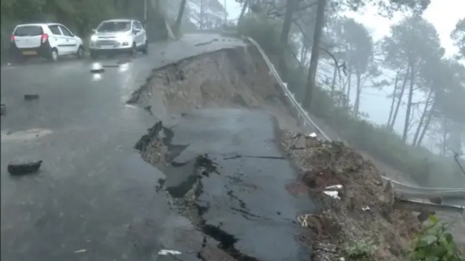 ఉత్తరాదిలో వరదలు 