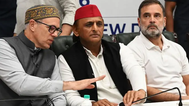 उमर अब्दुल्लाह, अखिलेश और राहुल गांधी