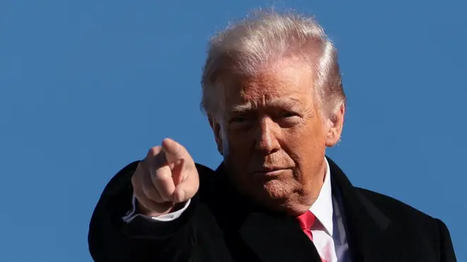 डोनाल्ड ट्रंप