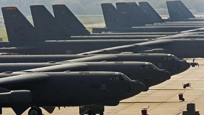 стратегические бомбардировщики B-52