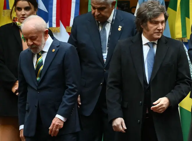 Lula e Milei em evento em julho de 2025