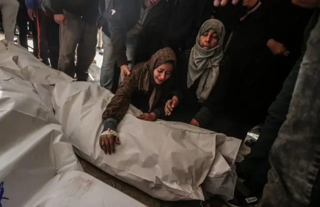 استأنفت إسرائيل عملياتها العسكرية في قطاع غزة الثلاثاء 18 من مارس/آذار.