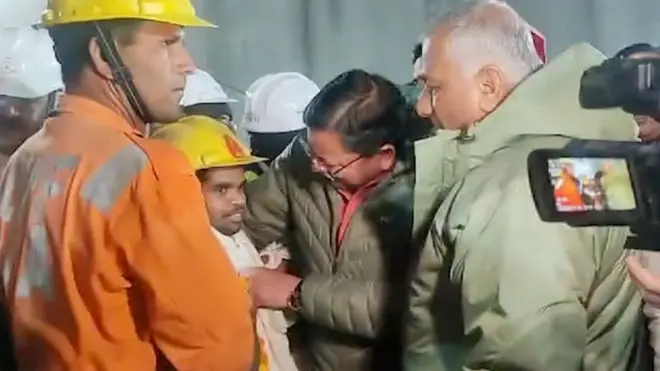 อินเดีย อุโมงค์