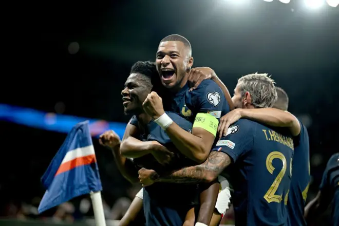 نجوم المنتخب الفرنسي