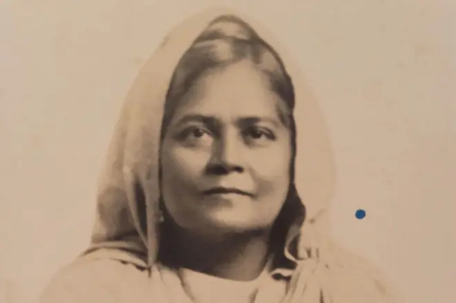 Caption- जेमिनी सेन या ग्लासगोच्या रॉयल कॉलेज ऑफ फिजिशियन्स अँड सर्जन्समध्ये फेलो म्हणून निवड झालेल्या पहिल्या महिला होत्या.