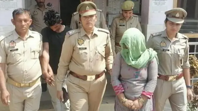 మేరఠ్ మర్డర్, పాము కాటు, ప్రియుడితో కలిసి హత్య