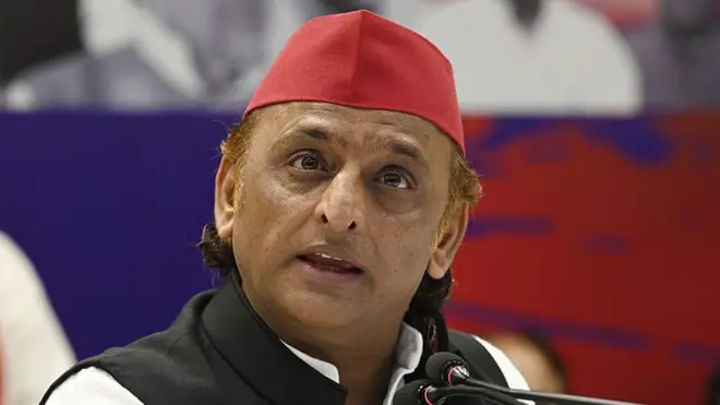 अखिलेश यादव