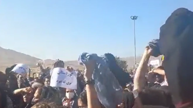 خاکسپاری در ایران