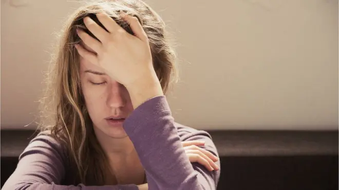 Bazı hastalarda aylar sonra hala nefes darlığı, baş ağrısı, aşırı yorgunluk ve zihin bulanıklığı görülüyor