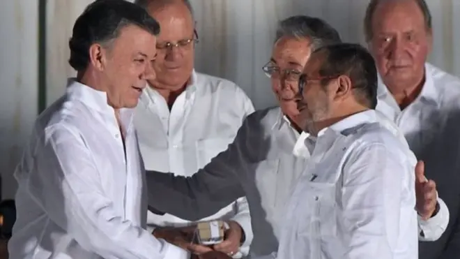 کولمبیا کے صدر اور فارک گروپ کے رہنما کے درمیان امن معاہدہ